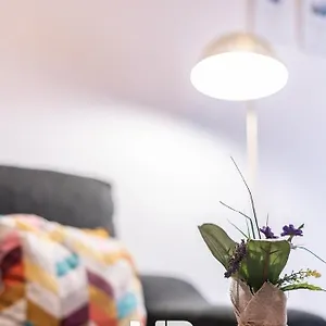 Adaptado Y Comodo En Iturrama Apartamento